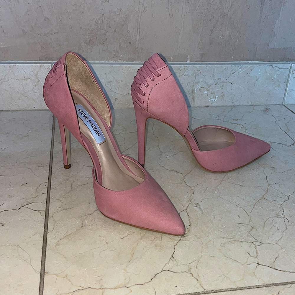 Never worn Steve Madden pink rose suede pointy pump heels 6.5